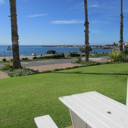 Point Village Accommodation - Santos 7 Mossel Bay Dış mekan fotoğraf